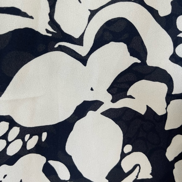 CAbi Shoulder tie Top - Size M #5731 - Picture 5 of 10